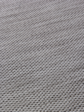P000 - LIGHT GRAY