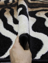 d053 - BLACK-CREAM
